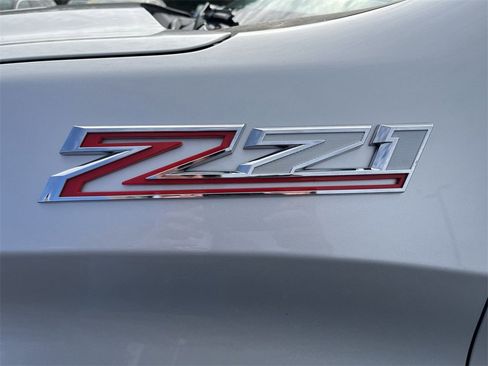 Used 2019 Chevrolet Silverado 1500 RST image 31