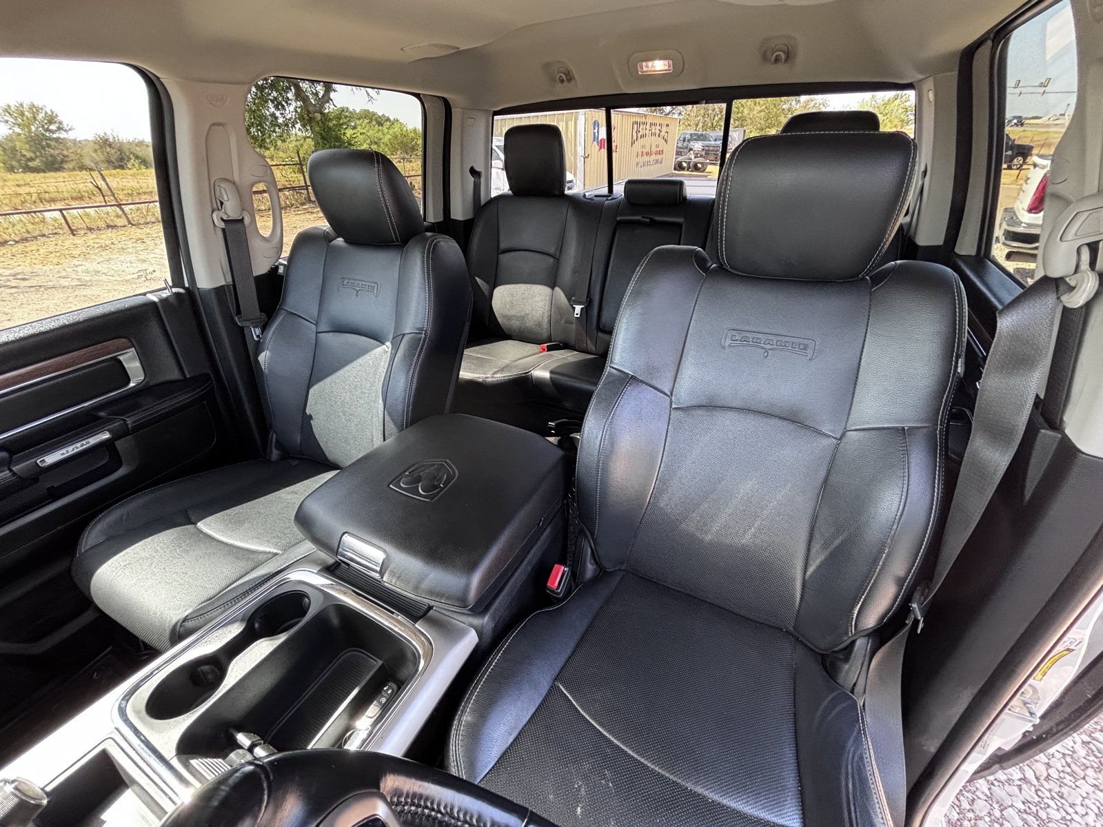 Used 2017 RAM 2500 Laramie w/ Convenience Group AWD/4WD image 13