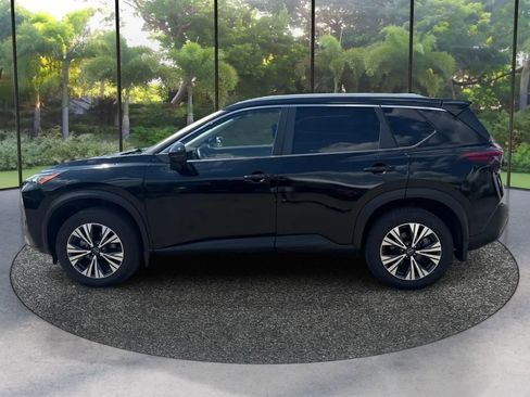 Used 2022 Nissan Rogue SV w/ SV Premium Package FWD image 8
