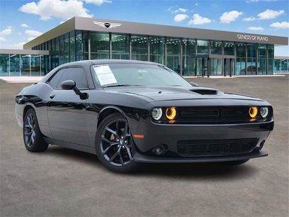 Used 2022 Dodge Challenger R/T w/ Blacktop Package