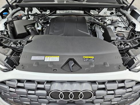 New 2025 Audi Q5 Premium Plus AWD/4WD image 24