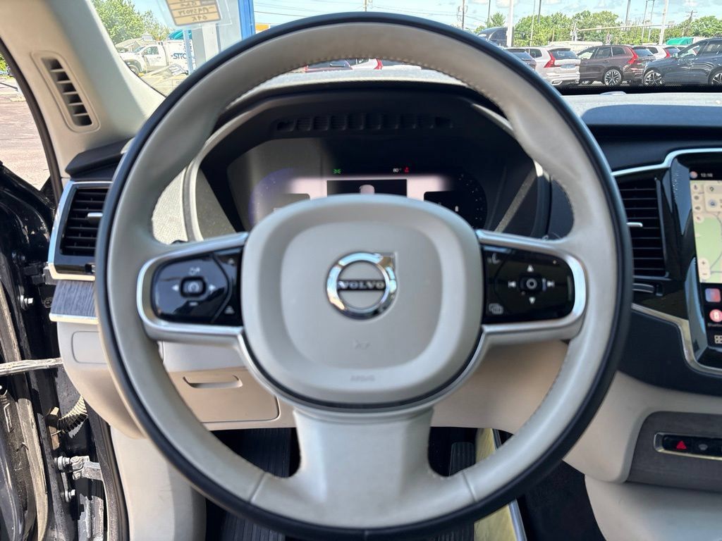 Certified 2023 Volvo XC90 B6 Plus AWD/4WD image 18