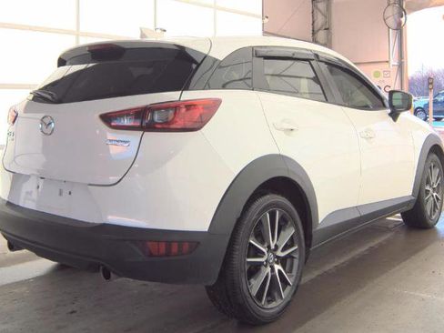 Used 2018 MAZDA CX-3 Touring w/ Preferred Equipment Package image 4