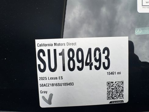Used 2025 Lexus ES 350 w/ Accessory Package (Z2) FWD image 22