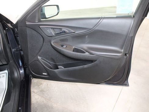 Used 2023 Chevrolet Malibu LT image 32