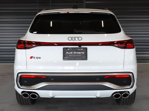 New 2025 Audi SQ5 Premium Plus image 17