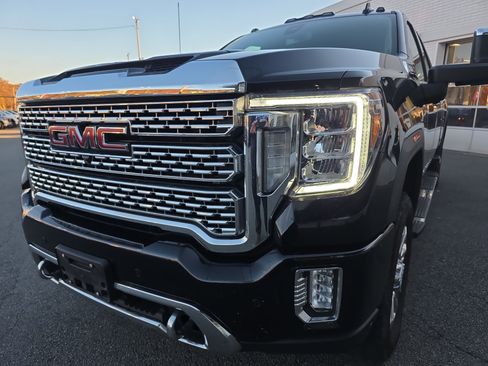 Used 2021 GMC Sierra 2500 Denali image 12