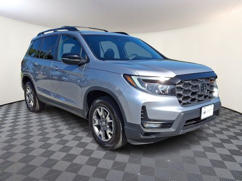 Used 2023 Honda Passport TrailSport image 1