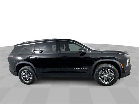 New 2026 Chevrolet Traverse LT w/ Driver Confidence Package image 9