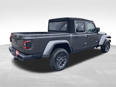 New 2025 Jeep Gladiator Sport image 5