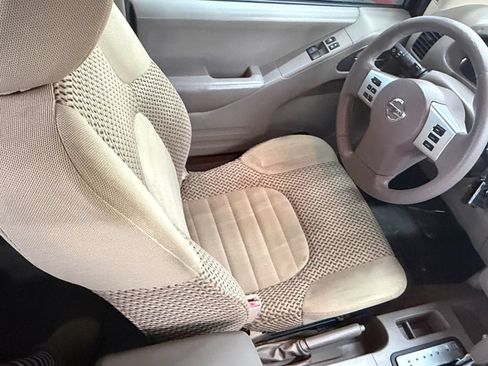 Used 2017 Nissan Frontier SV RWD image 27