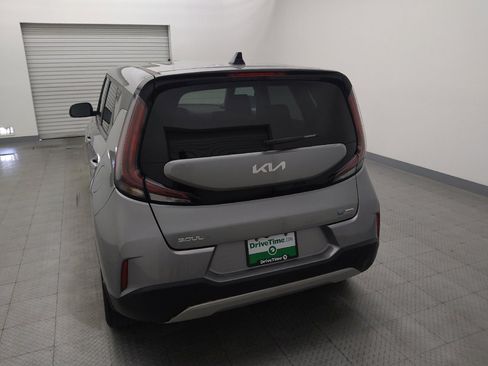 Used 2025 Kia Soul EX image 6