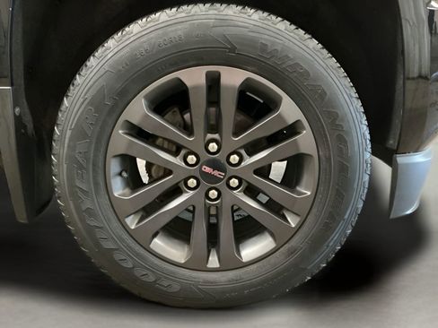 Used 2020 GMC Canyon SLE image 27