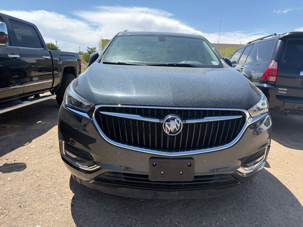 Used 2020 Buick Enclave Essence w/ Sound and Sites Package FWD image 2
