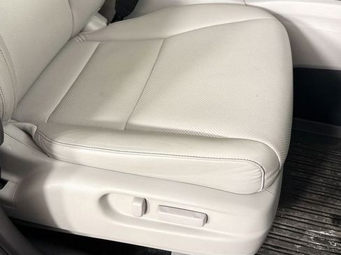 Certified 2022 Honda Ridgeline RTL-E image 2