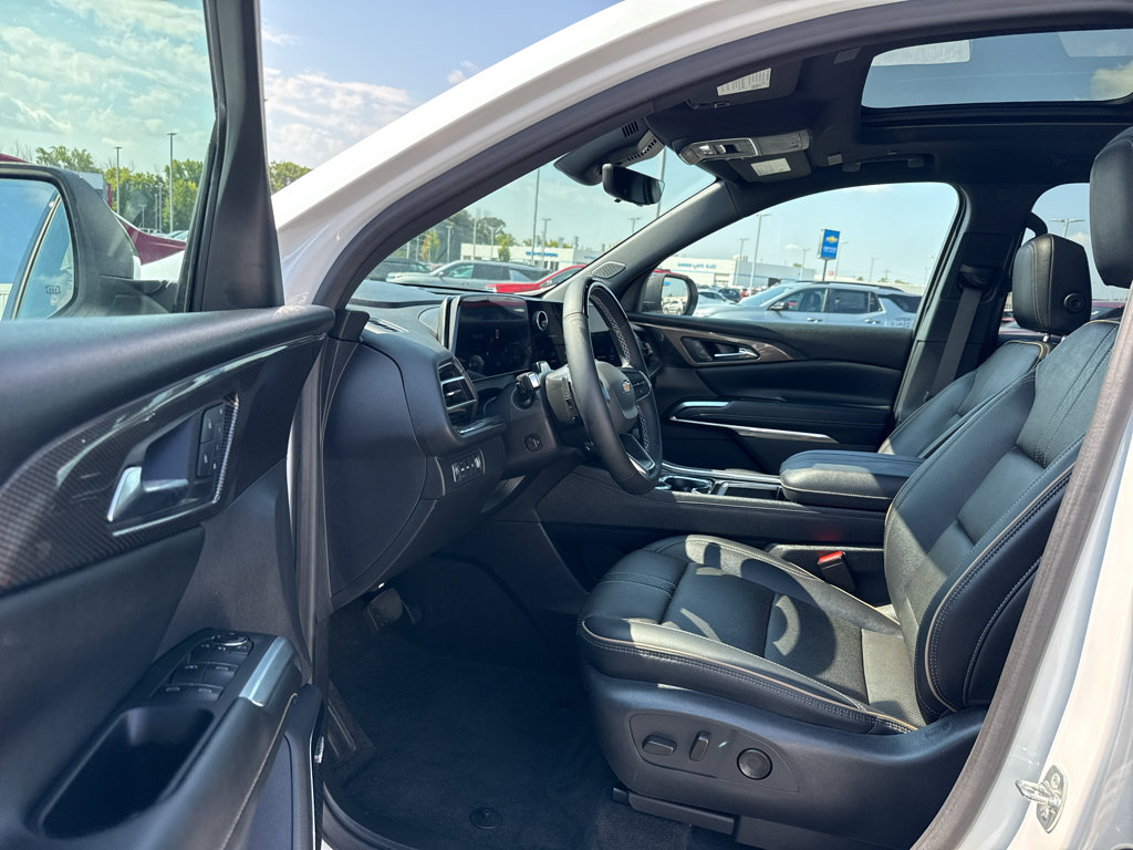 Certified 2024 Chevrolet Traverse RS AWD/4WD image 12