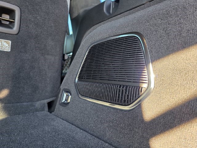 New 2027 Jeep Grand Cherokee Summit AWD/4WD image 11