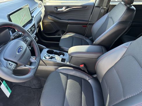 New 2025 Ford Escape ST-Line w/ Equipment Group 301A image 12
