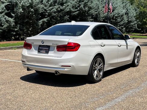 Used 2018 BMW 340i xDrive Sedan w/ Premium Package AWD/4WD image 22