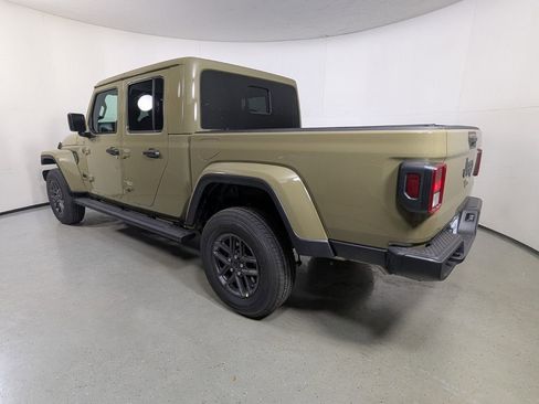 New 2026 Jeep Gladiator Sport image 6