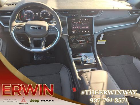 New 2025 Jeep Grand Cherokee Altitude w/ Trailer Tow Package image 4