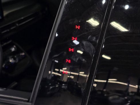 Used 2020 Lincoln Corsair FWD w/ Equipment Group 101A image 15