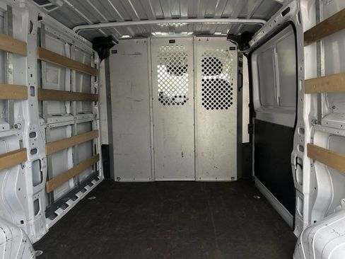 Used 2023 RAM ProMaster 2500 image 23