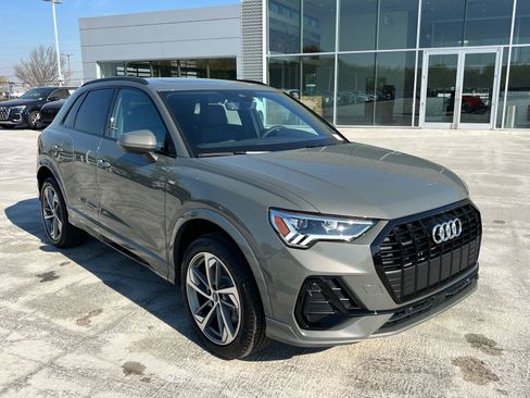 New 2025 Audi Q3 2.0T Premium image 3