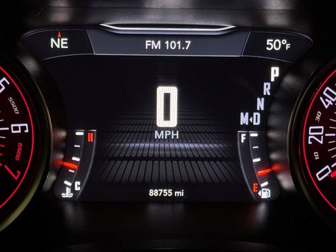 Used 2021 Dodge Challenger SXT RWD image 52