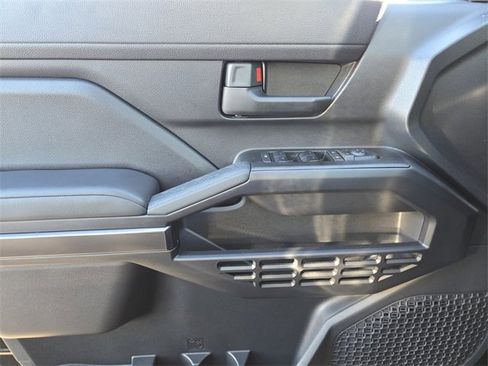 Certified 2025 Toyota 4Runner SR5 image 17