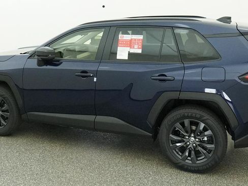 Used 2026 Toyota RAV4 XLE Premium FWD image 7