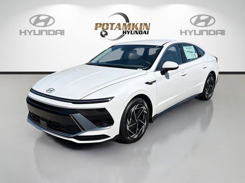 New 2026 Hyundai Sonata SEL FWD image 1
