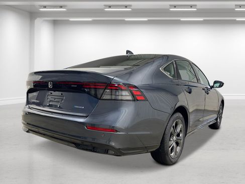 New 2026 Honda Accord EX-L image 3