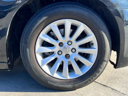 Used 2014 Chrysler 300 image 38