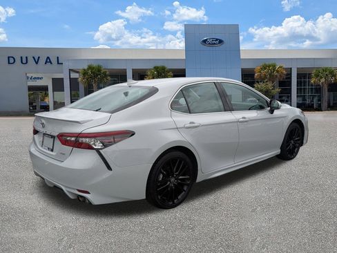 Used 2024 Toyota Camry XSE image 4