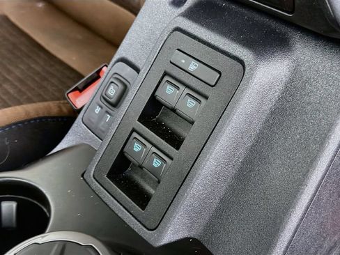 Used 2023 Ford Bronco Outer Banks AWD/4WD image 22