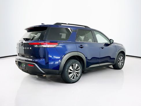 Used 2025 Nissan Pathfinder SV AWD/4WD image 9