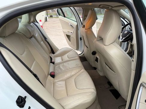 Used 2012 Volvo S60 T5 FWD image 23