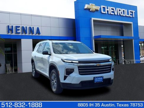 New 2026 Chevrolet Traverse LT w/ Driver Confidence Package image 1