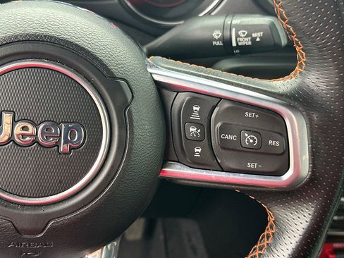 Used 2021 Jeep Gladiator Mojave image 24