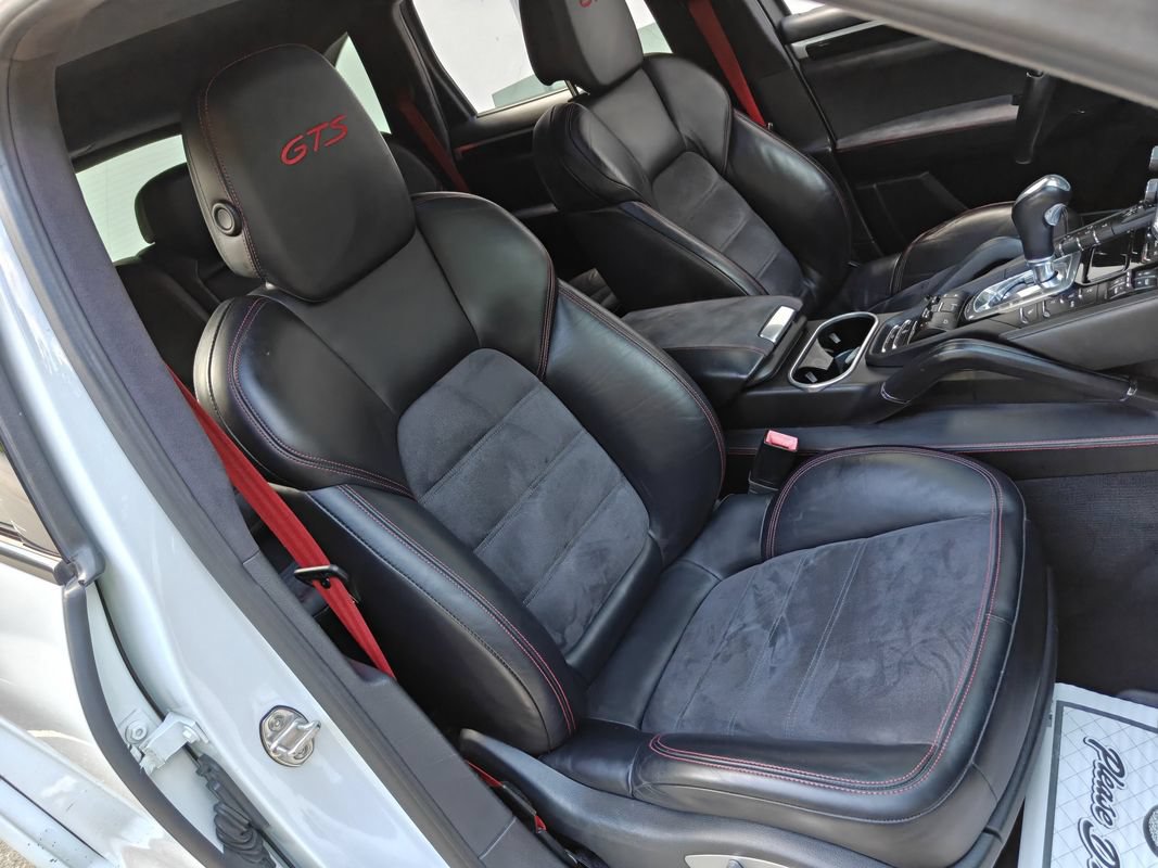 Used 2013 Porsche Cayenne GTS AWD/4WD image 10