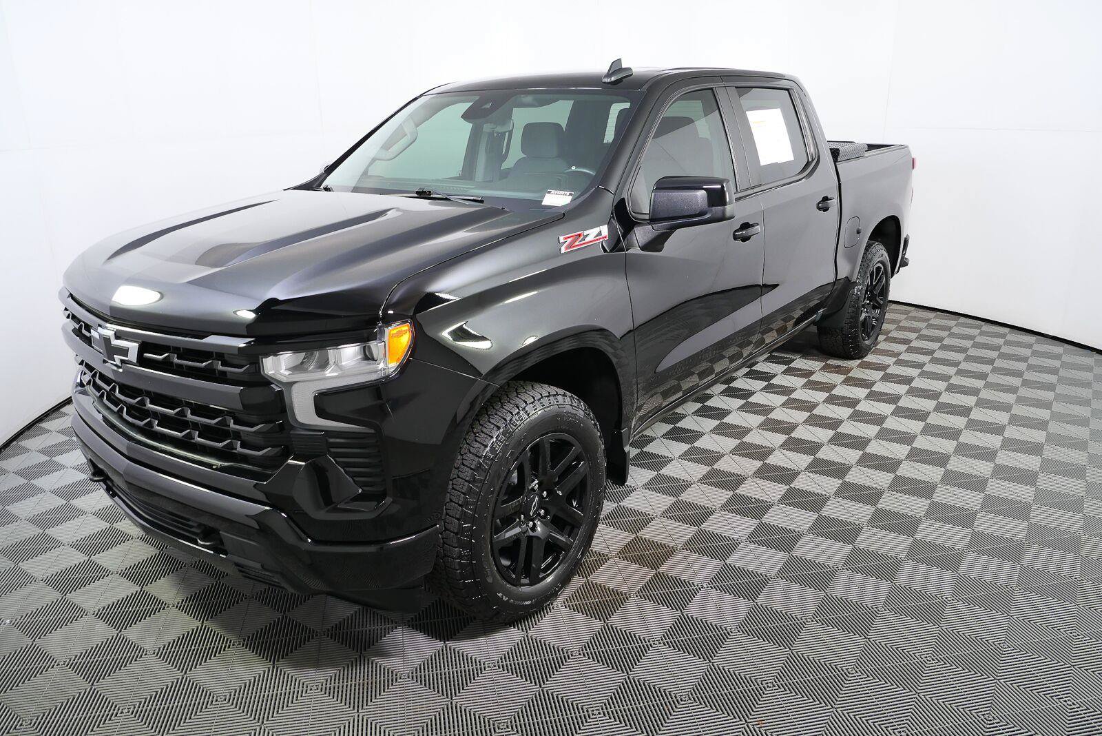 Used 2023 Chevrolet Silverado 1500 RST AWD/4WD image 22