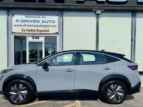 Used 2023 Nissan Ariya FWD image 35