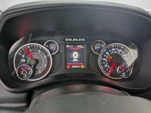 Used 2022 RAM 2500 Big Horn AWD/4WD image 10
