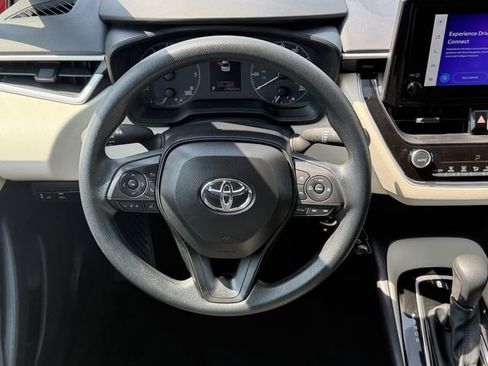 Certified 2025 Toyota Corolla LE FWD image 11