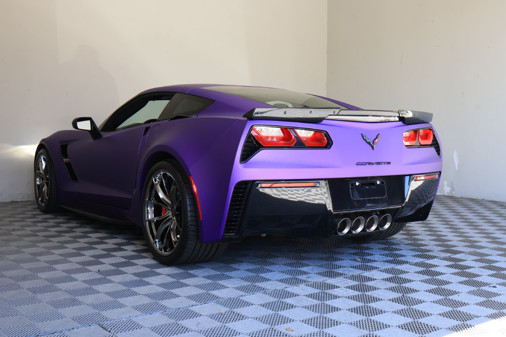 Used 2019 Chevrolet Corvette Grand Sport w/ Carbon Flash Badge Package RWD image 14