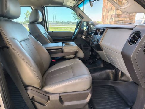 Used 2011 Ford F250 XL w/ Skid Plate Pkg AWD/4WD image 20