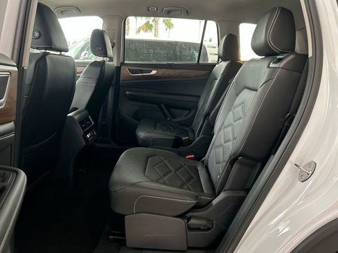 New 2026 Volkswagen Atlas SE image 39