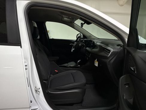 New 2026 Buick Encore GX Preferred w/ Comfort Package FWD image 21