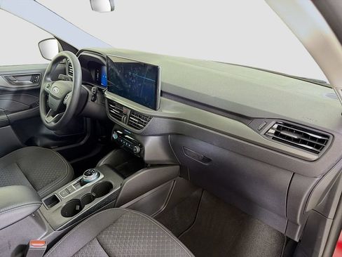 Used 2025 Ford Escape Active w/ Tech Pack #1 FWD image 32